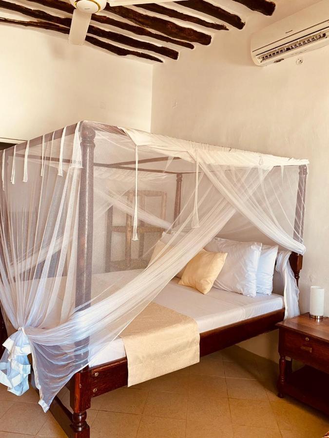 Helwas Zanzibar Beach Hotel Буэхуу Экстерьер фото