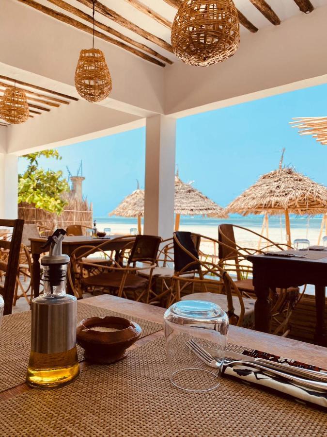 Helwas Zanzibar Beach Hotel Буэхуу Экстерьер фото