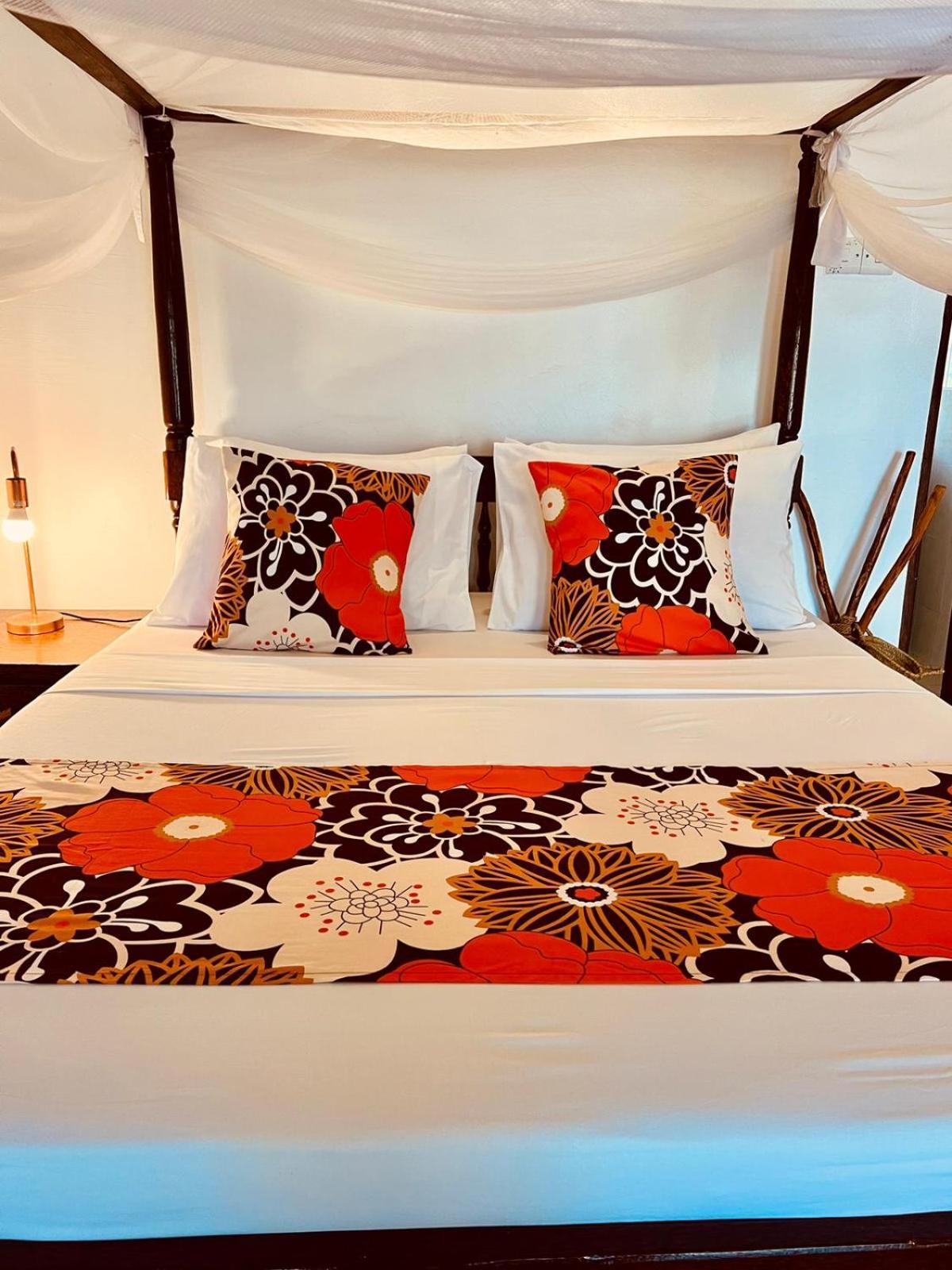 Helwas Zanzibar Beach Hotel Буэхуу Экстерьер фото