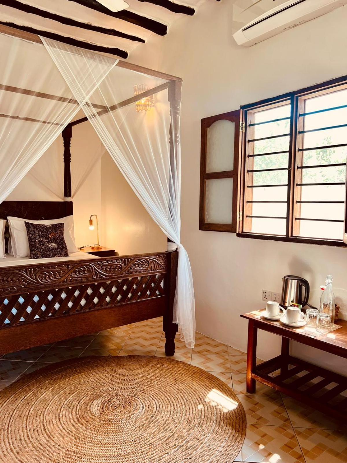 Helwas Zanzibar Beach Hotel Буэхуу Экстерьер фото